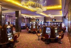 Bangladesh users exploring live casino style on 5777 bad mobile screens